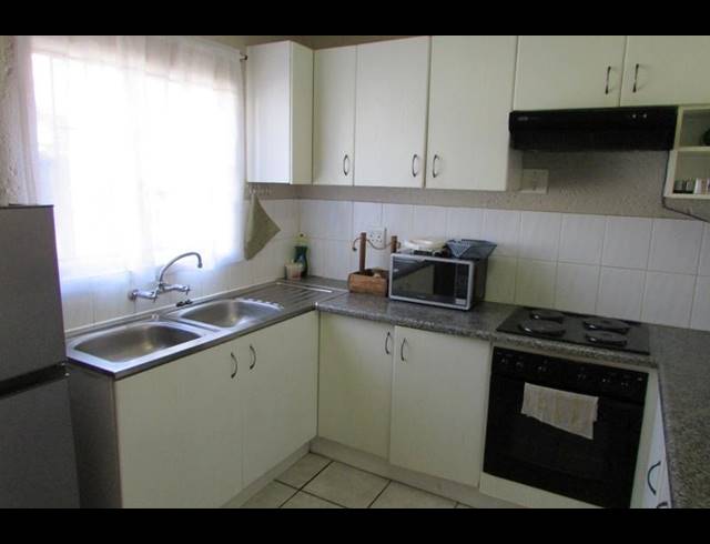 2 BEDROOM APARTMENT FOR SALE IN KINGSVIEW